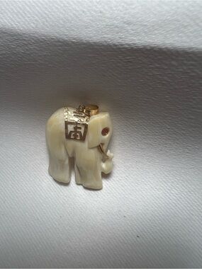 14KIvory Elephant Pendant Necklace Charm - Unbranded